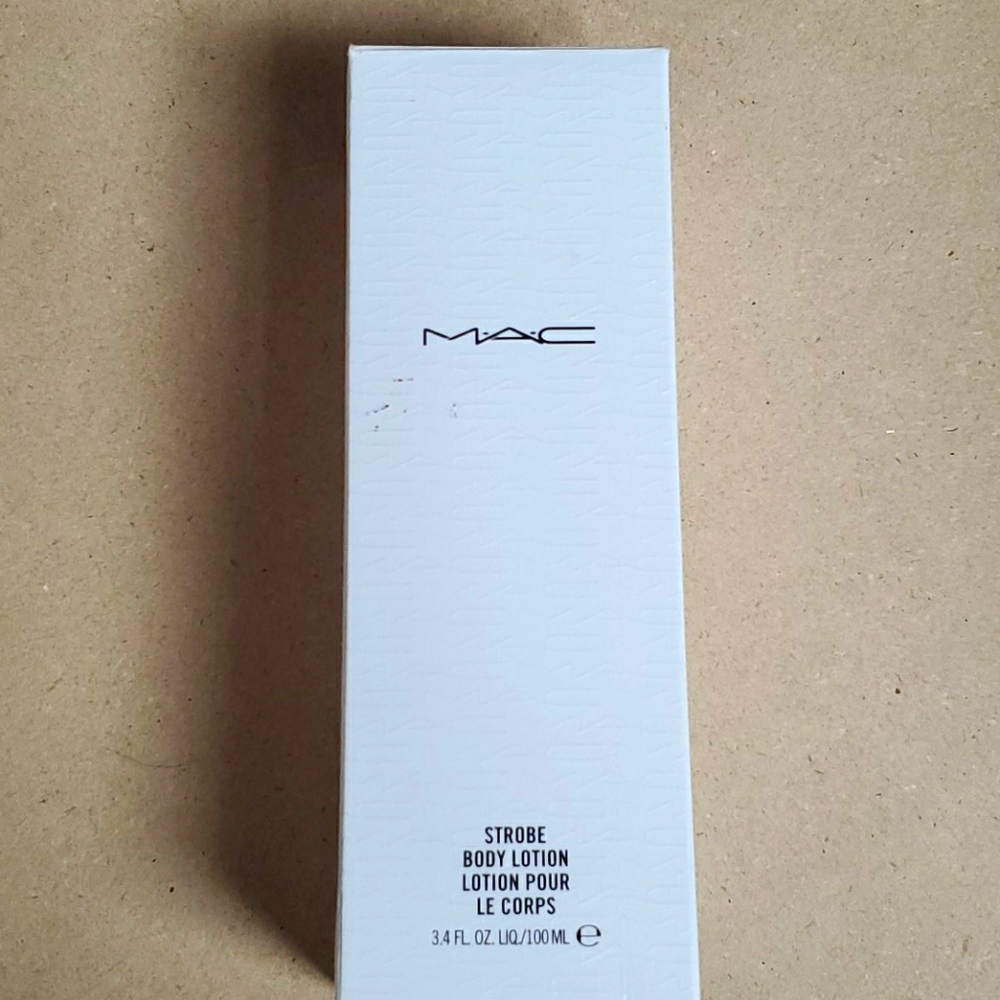 Mac body lotion